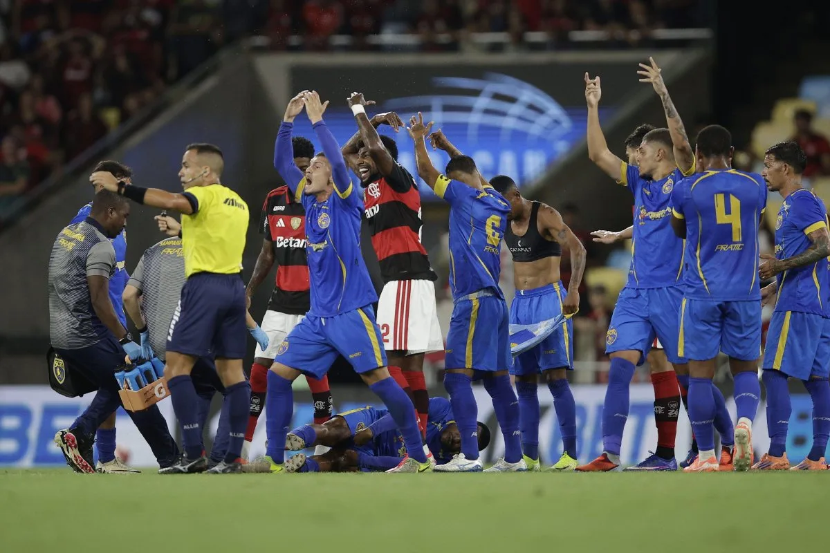 Sampaio Corrêa divulga vídeo de Alexandre e tranquiliza a torcida