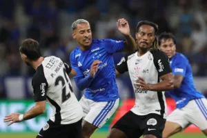 Cruzeiro e Corinthians ficam no empate pelo Brasileirão