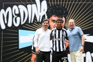 Medina apresentado no Botafogo