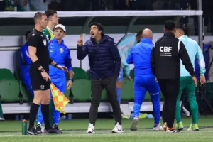 Abel Ferreira é suspenso pelo STJD e desfalca Palmeiras contra Botafogo e São Paulo