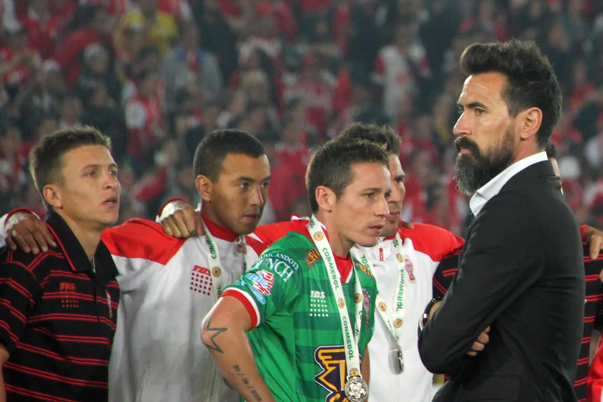 Atlético-MG mira técnico campeão argentino para substituir Sampaoli