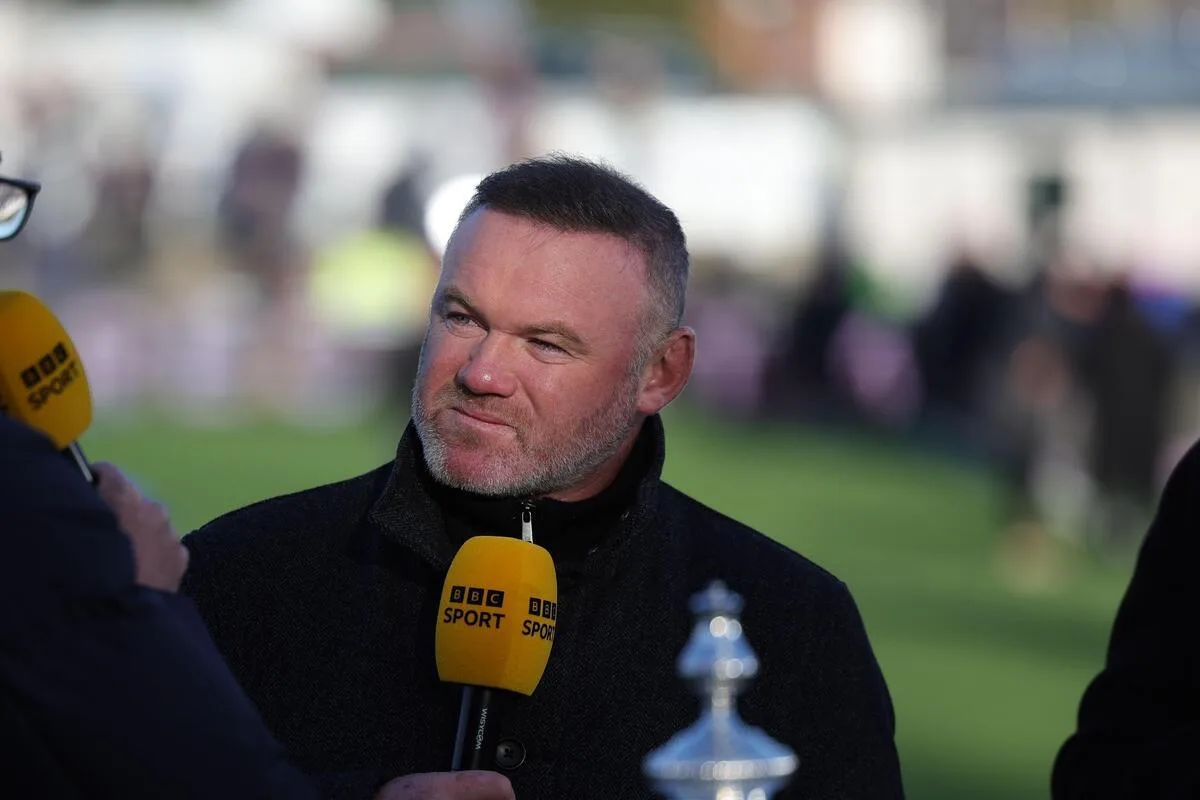 Rooney critica promessa de torcedor e expõe incômodo no Manchester United