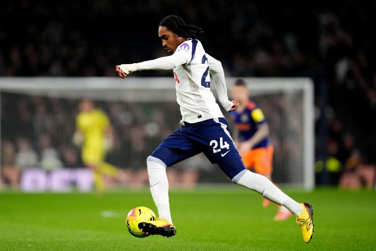 Palpite Tottenham x Arsenal – Premier League – 22/02/2026