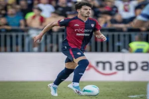 Atlético-MG recua por zagueiro português do Cagliari e mantém busca por reforço