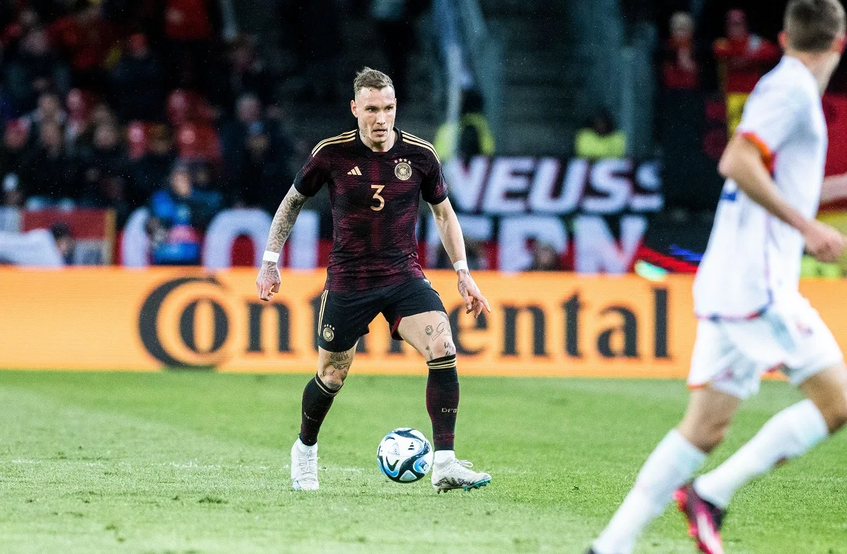 Manchester United avança para contratar lateral da Seleção Alemã