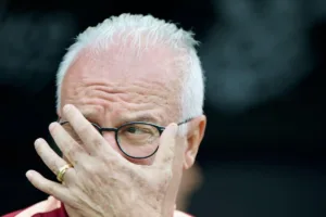 Dorival Júnior minimiza pressão no Corinthians: “Dou pouca importância”