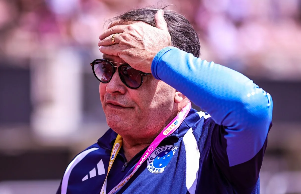 Dono do Cruzeiro comenta ida de Leonardo Jardim para o Flamengo