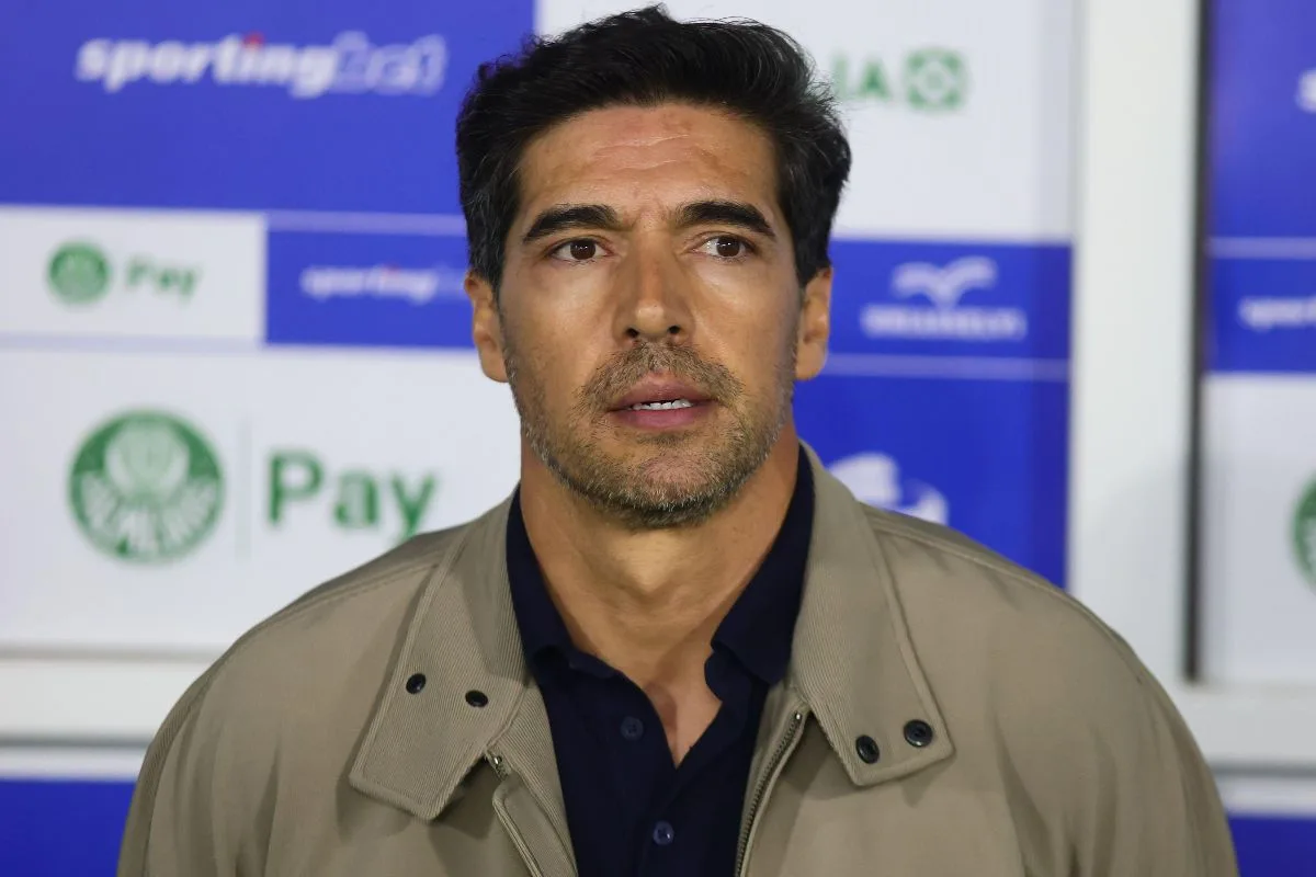 Abel Ferreira comenta escolha por deixar Vitor Roque no banco e projeta jogo da volta