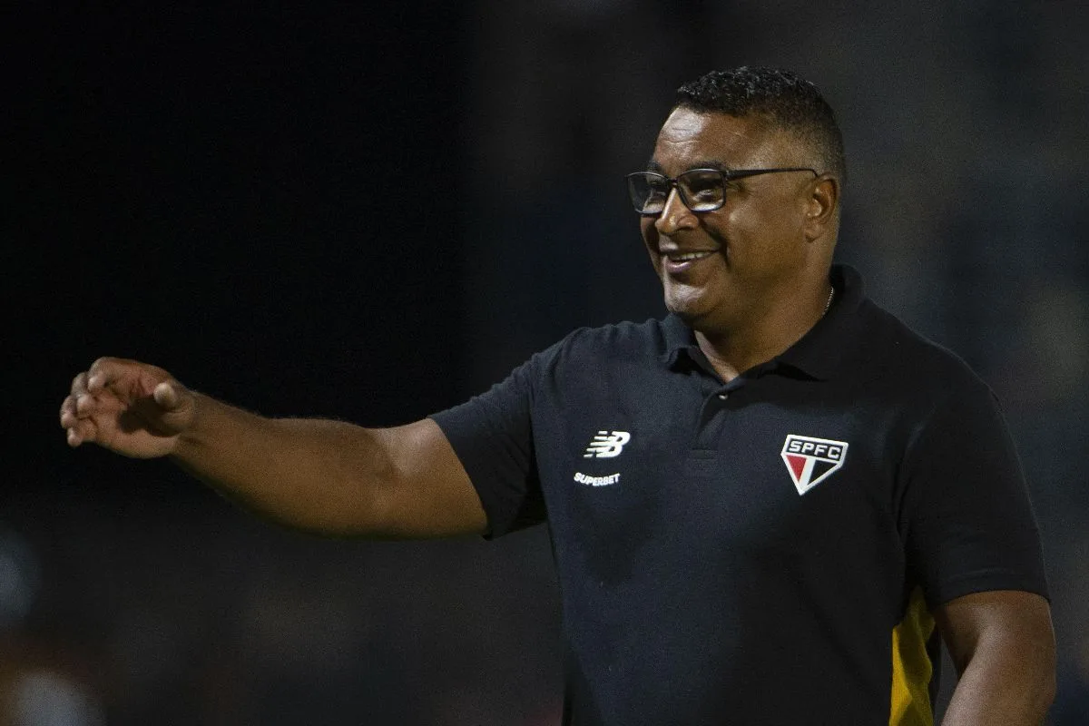 Roger celebra vitória do São Paulo, comemora liderança e pede foco na sequência do Brasileirão