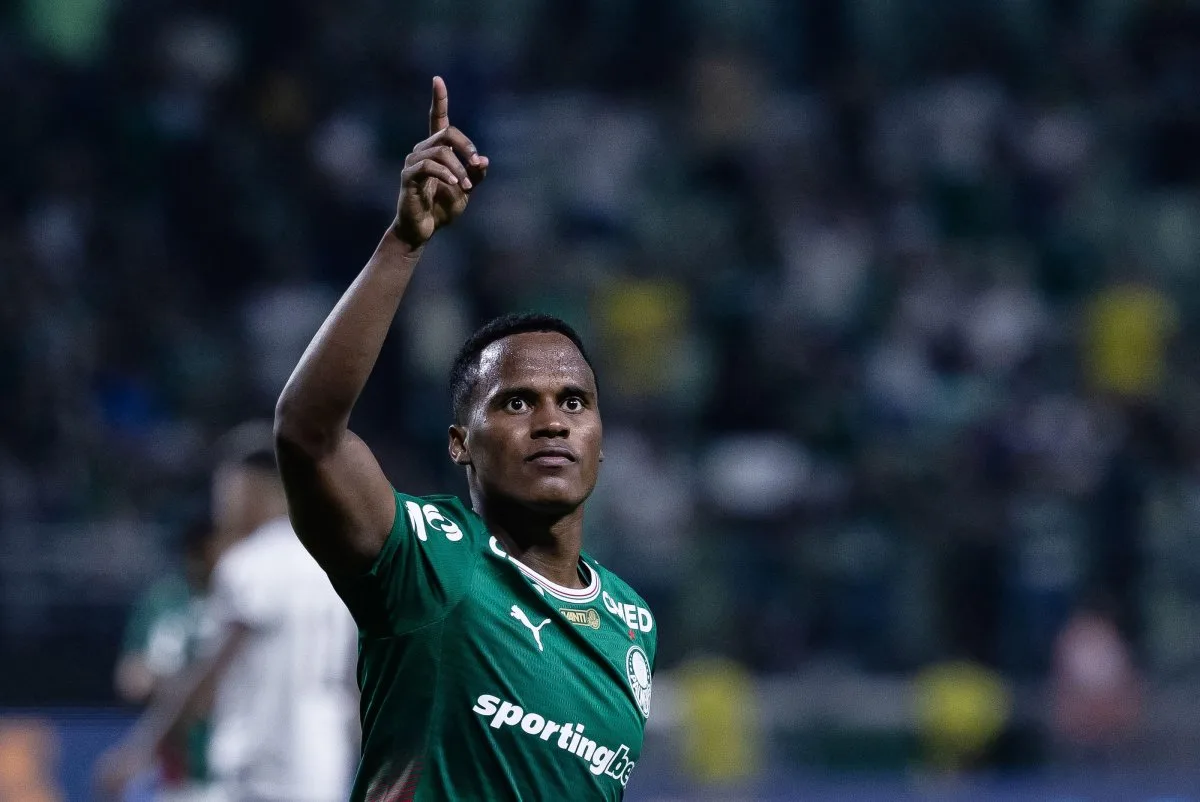 Abel agradece à Leila por Arias no Palmeiras: “Passei a dormir mais sossegado”