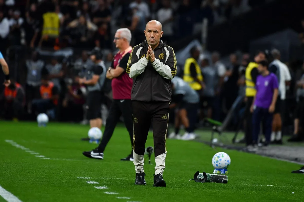 Leonardo Jardim lamenta empate do Flamengo contra o Corinthians