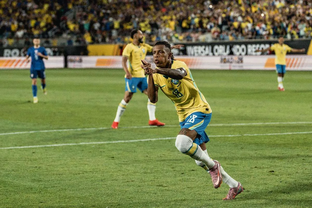 Danilo e Endrick brilham, e Brasil derrota a Croácia em último jogo antes da convocação final