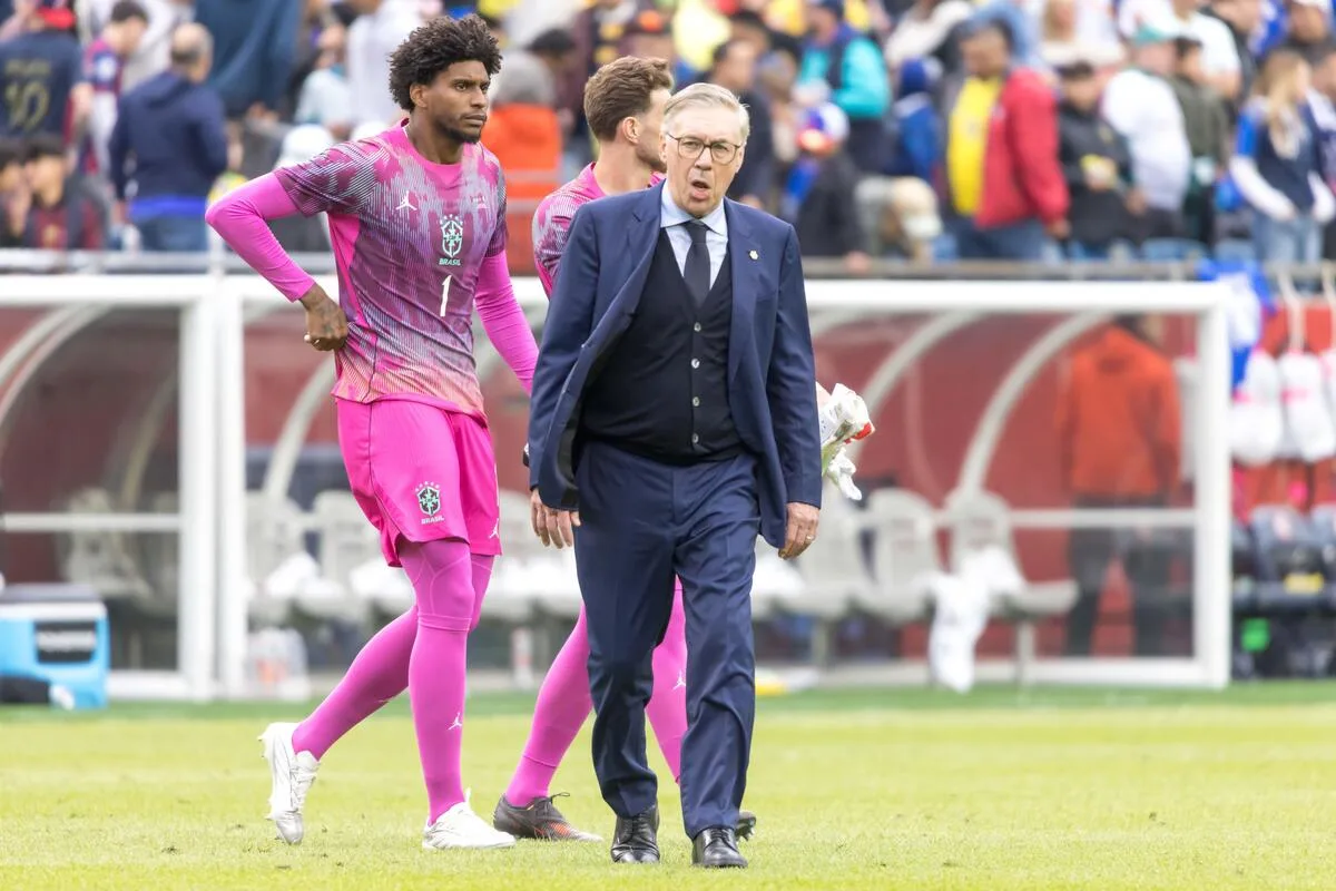 Ancelotti aponta destaques na derrota do Brasil para a França