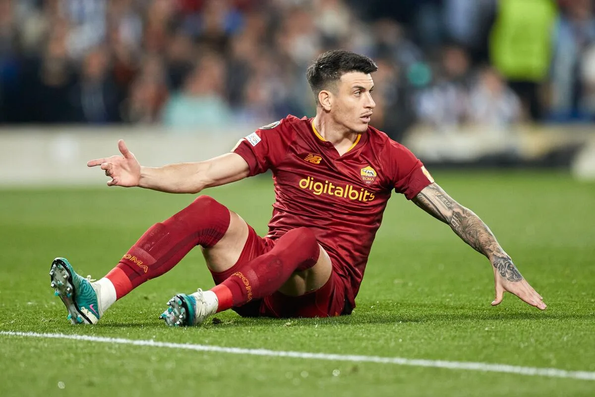 Convocado por Ancelotti, Ibañez é alvo de processo milionário de clube formador contra o Fluminense