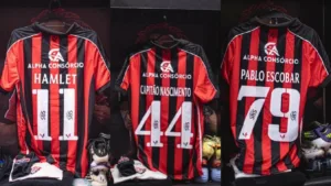 Camisas do Vitória em homenagem a Wagner Moura viram peças de leilão