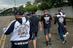 Pressão aumenta no Corinthians: organizadas cobram elenco no CT após sequência ruim