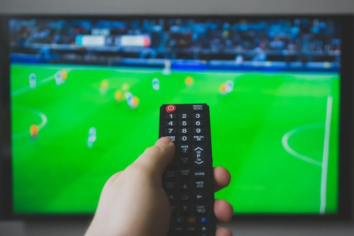 Futebol na TV hoje: confira as atrações desta segunda-feira (23)