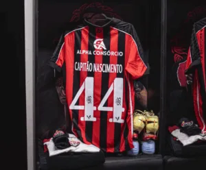 Vitória faz homenagem ao ator Wagner Moura um dia antes do Oscar