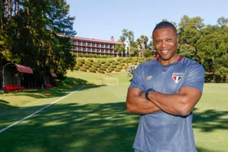 Júlio Baptista, do São Paulo