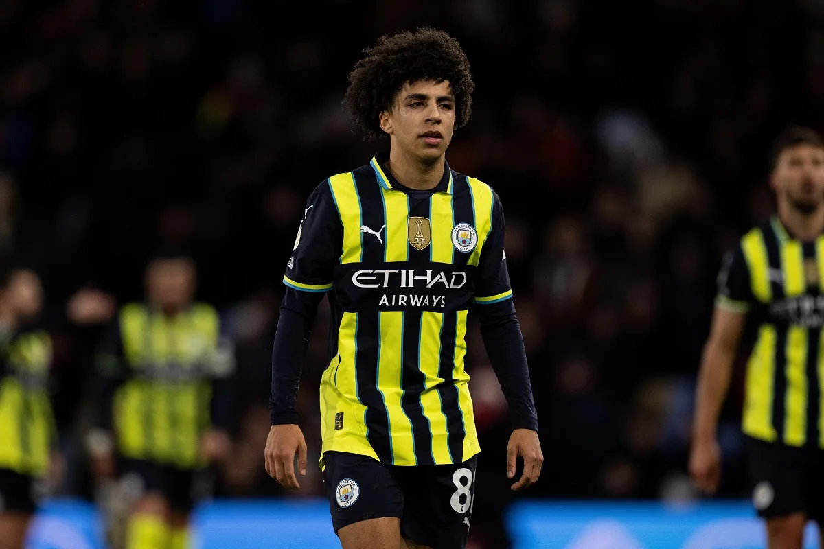 Manchester City pode perder jovem para rival da Premier League