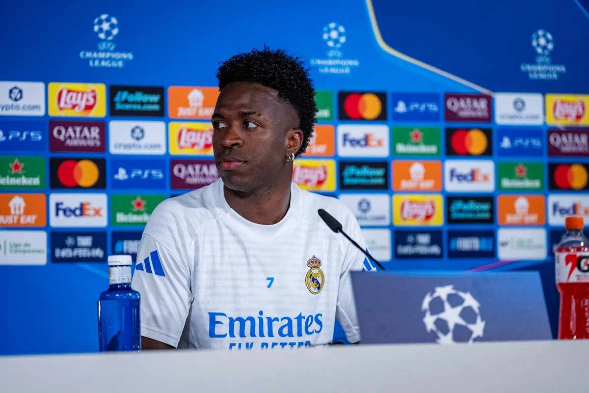 Vinicius Junior relembra período com Xabi Alonso e explica fase conturbada