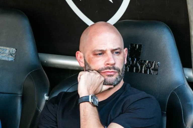 Franclim Carvalho lamenta empate do Botafogo e defende John Textor: ‘É um dos nossos’