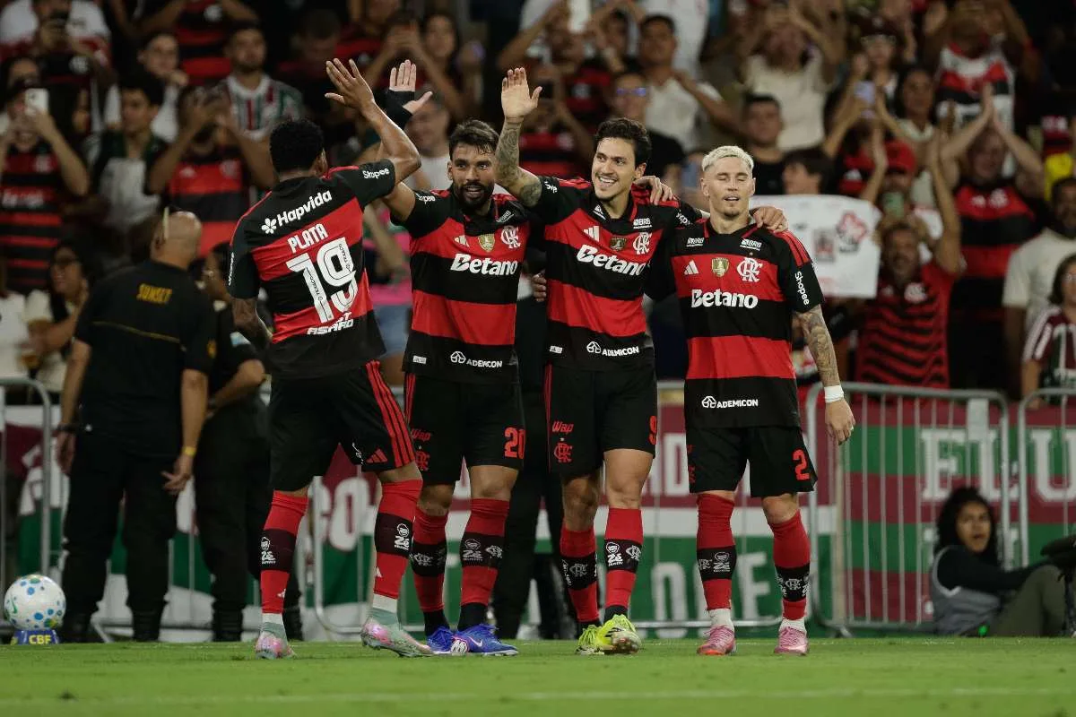 Pedro brilha, decide clássico e garante vitória do Flamengo sobre o Fluminense