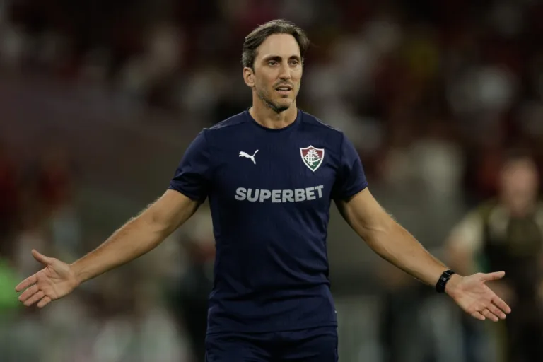 Zubeldía reconhece má fase do Fluminense e diz não saber como reagir