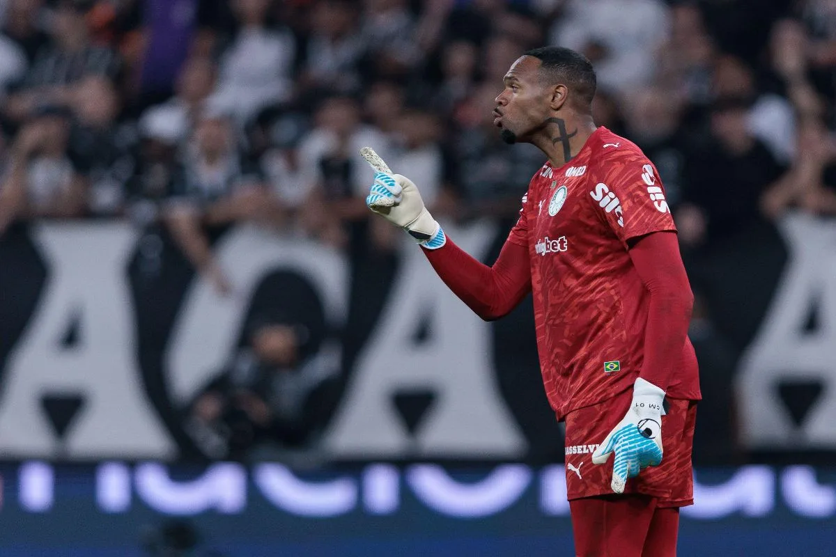 Palmeiras denuncia racismo contra Carlos Miguel e exige providências após clássico