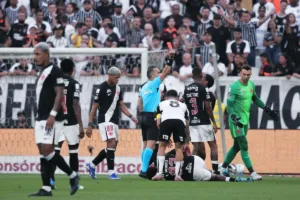Corinthians é denunciado no STJD por provocação ao Vasco; André pode pegar gancho