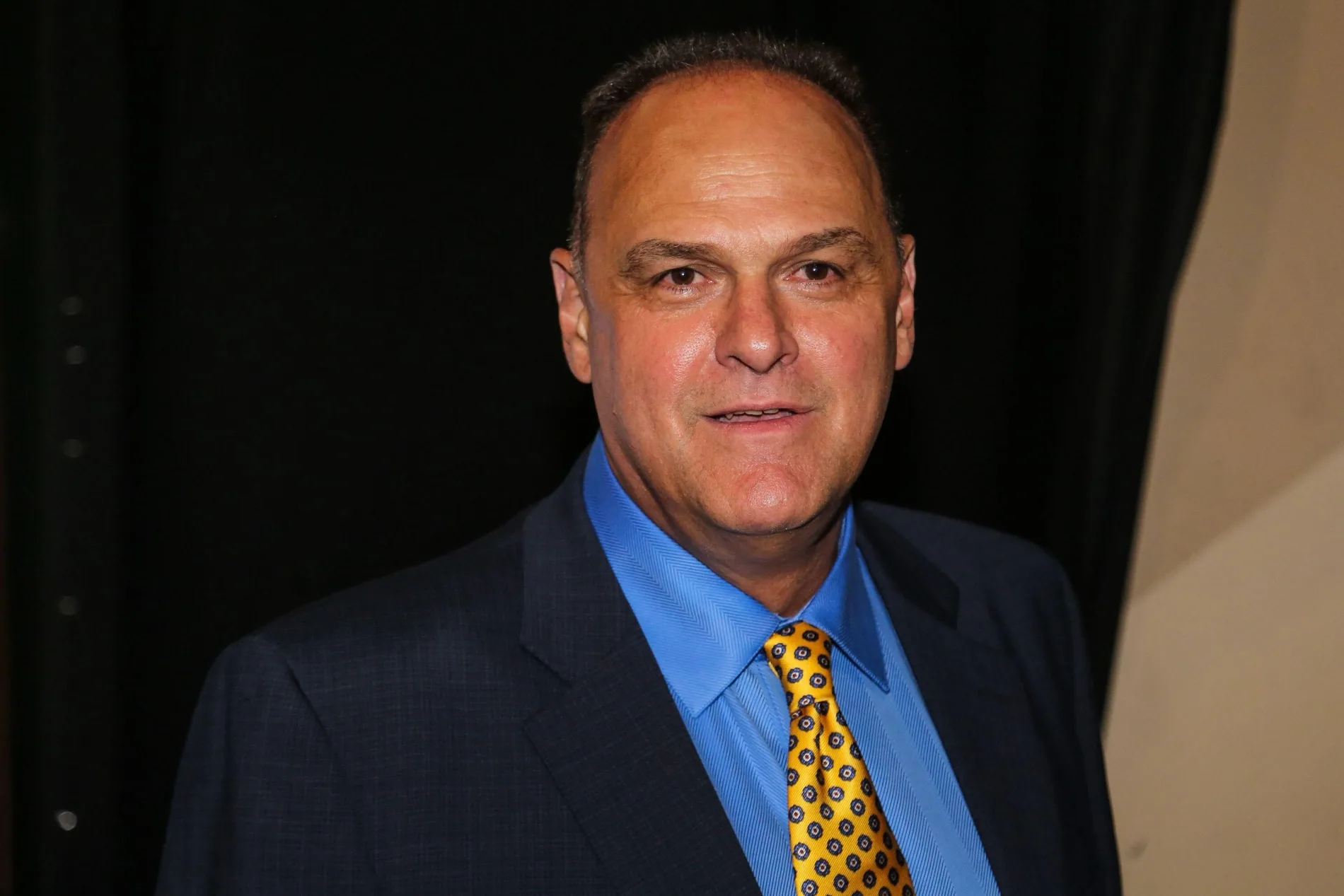 ‘Um ídolo para o mundo e um pai para mim’, filho de Oscar Schmidt se despede do pai