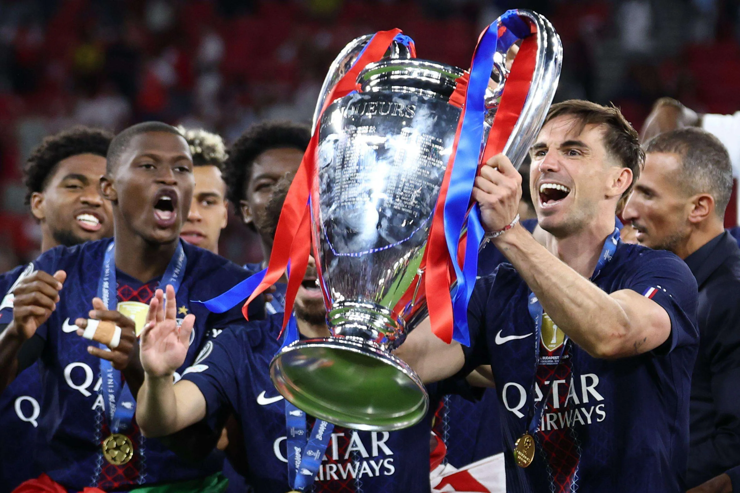 Fabián Ruiz provoca Arsenal e exalta PSG após bicampeonato europeu: “Ganhou quem merecia”