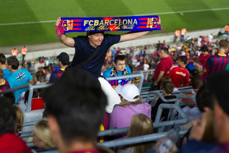Futebol na TV hoje: rodadas simultâneas na Europa marcam domingo (17)