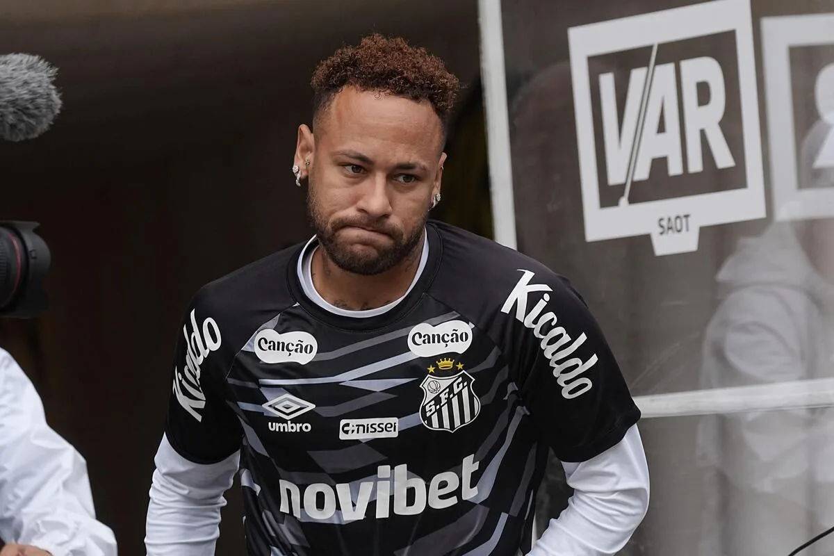Neymar admite sonho com Copa do Mundo e aguarda convocação: “Eu trabalhei para isso”