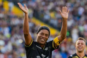 Ronaldinho Gaúcho elogia Argentina antes da final e destaca papel de Messi:
