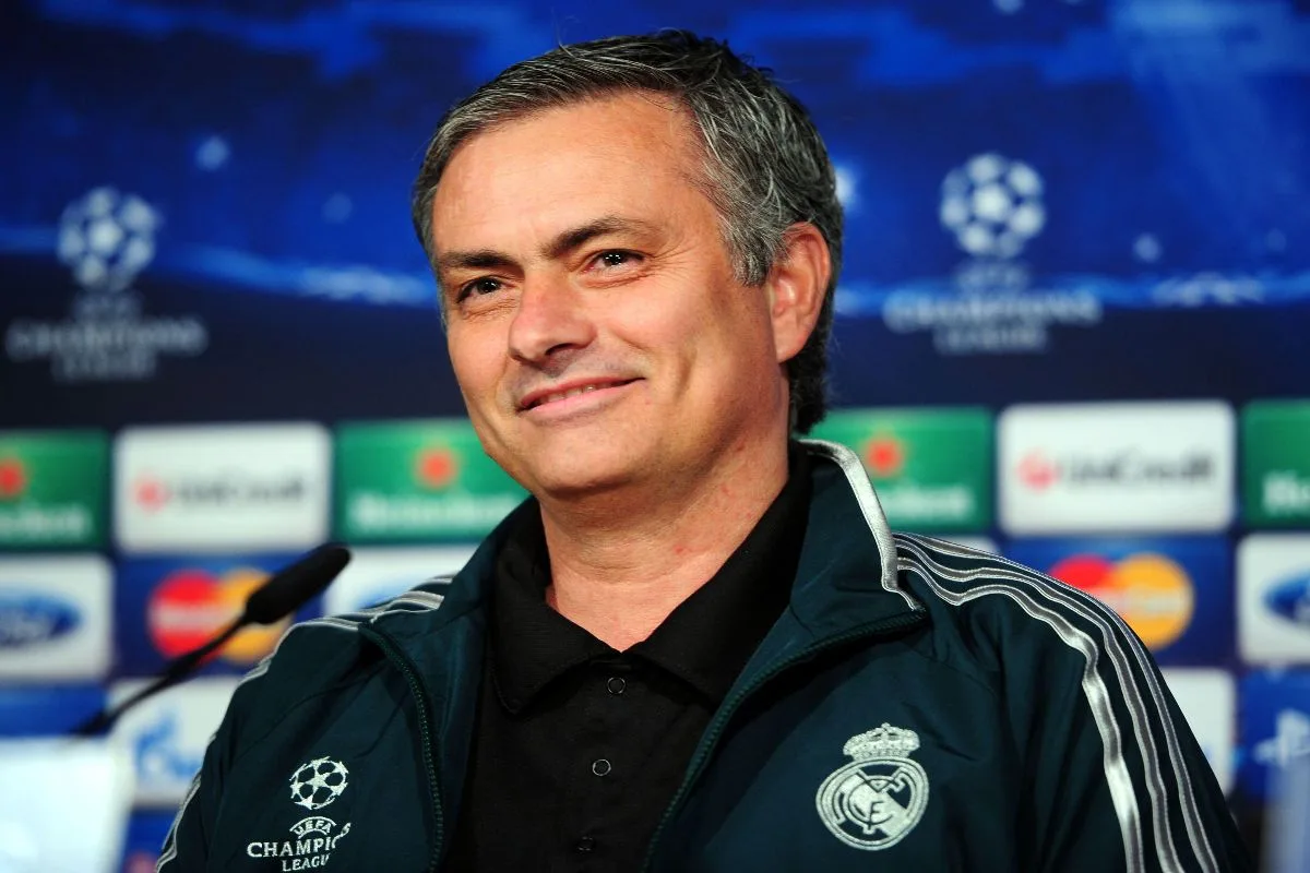 Real Madrid oficializa chegada de José Mourinho após pagamento de multa ao Benfica