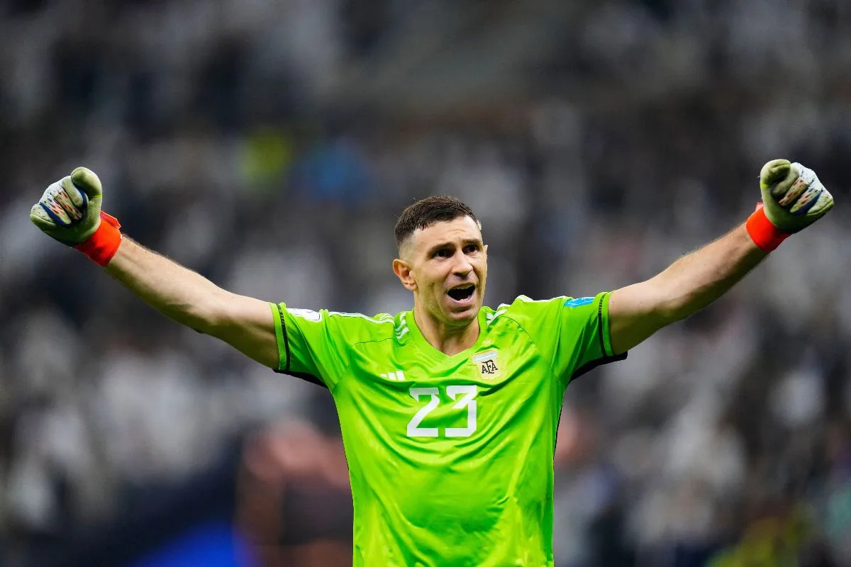 “Nos pênaltis”: Dibu Martínez aposta em final contra o Brasil e título da Argentina
