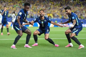 Matheus Cunha e Vini Jr. comandam noite que recoloca Brasil nos trilhos na Copa do Mundo