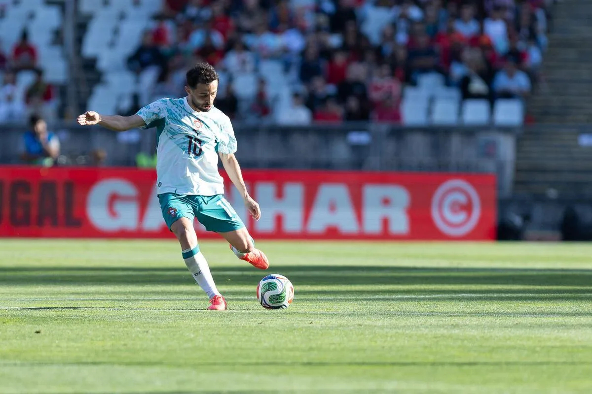 Real Madrid fecha Bernardo Silva e acelera revolução de Mourinho para a nova temporada