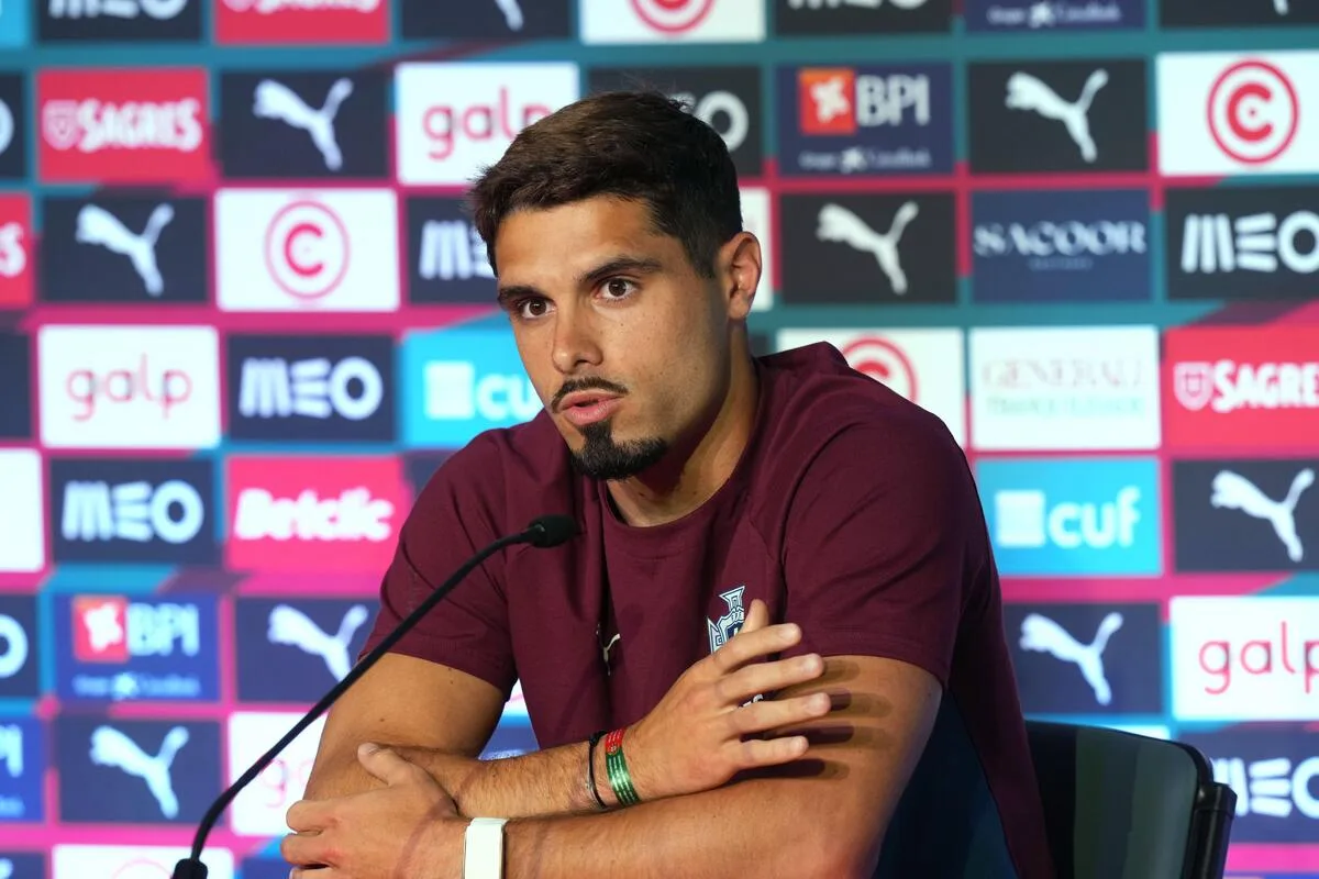 Atacante de Portugal elogia Flamengo antes de duelo com Colômbia: “Foi o jogo mais difícil”
