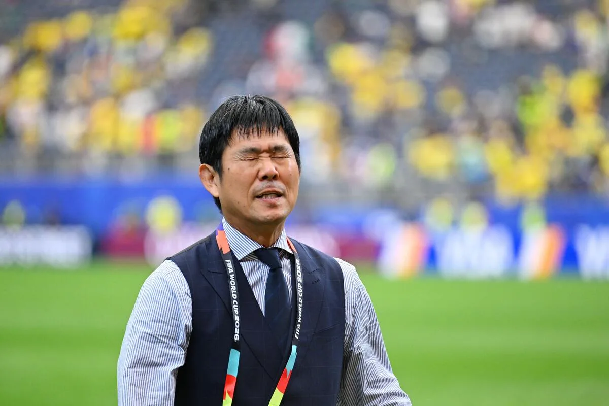Técnico do Japão pede desculpas após eliminação para o Brasil na Copa do mundo