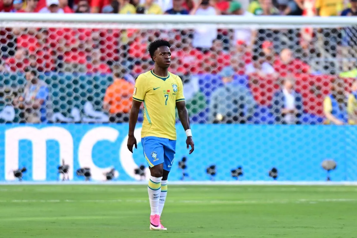 Vini Jr. iguala Ronaldinho em marca histórica, mas Brasil decepciona na estreia da Copa do Mundo
