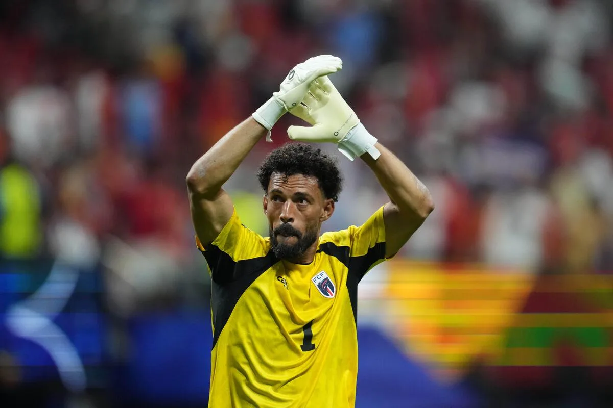 Quem é Vozinha? Conheça o goleiro que parou a Espanha e fez história com Cabo Verde