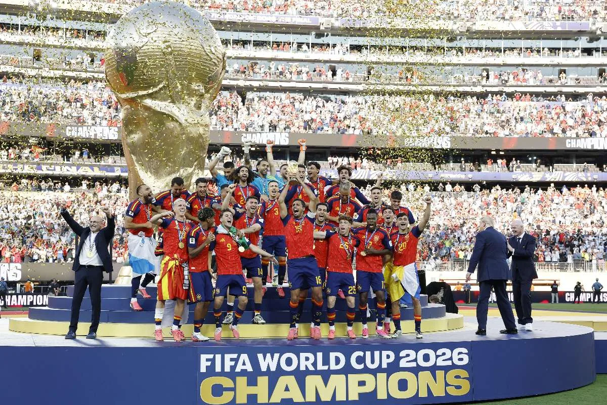 Jornais da Espanha e da Argentina repercutem título mundial da Fúria: ‘Reis do mundo outra vez’