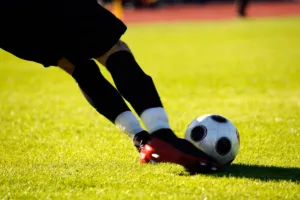 Futebol na TV hoje: veja a lista de transmissões desta terça-feira (28)
