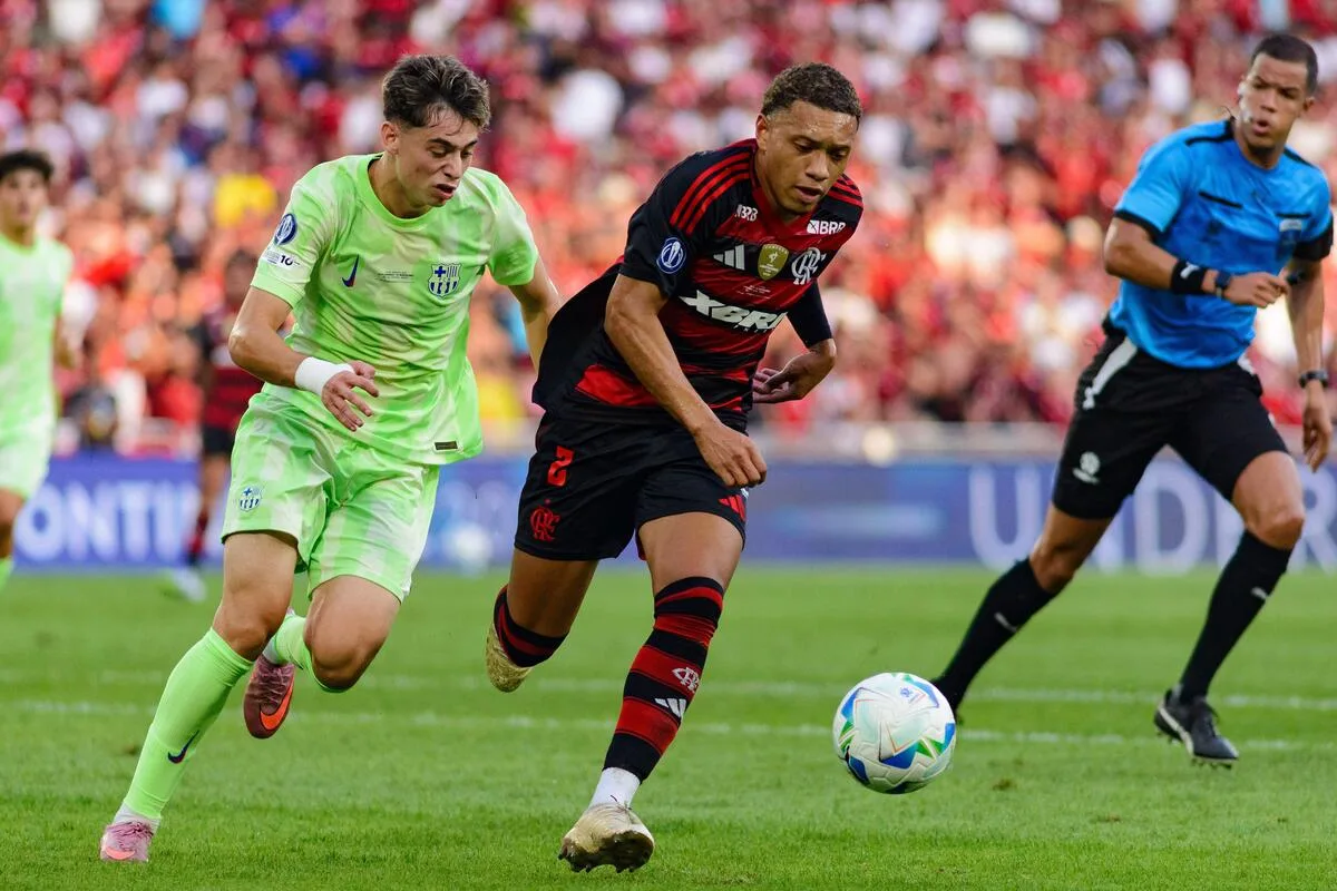 Porto negocia contratação de promessa do Flamengo com multa de 50 milhões de euros