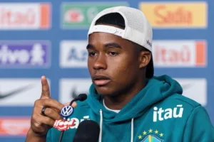 Endrick revela aprendizado com Neymar e explica por que confia tanto em Ancelotti