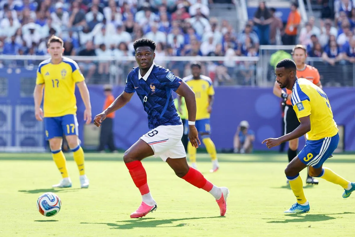 França perde titular por lesão antes do duelo com o Paraguai na Copa do Mundo