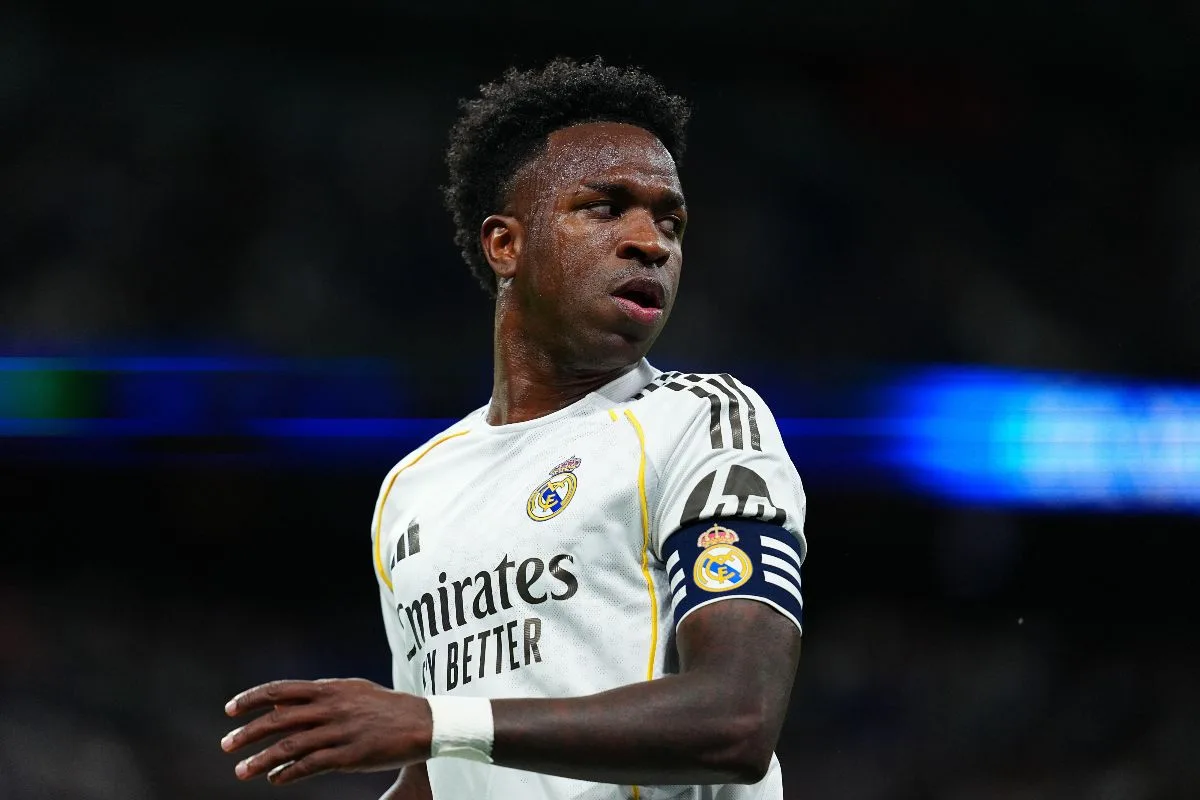 Real Madrid aumenta oferta por Vini Jr. e fica mais perto de renovar contrato até 2031