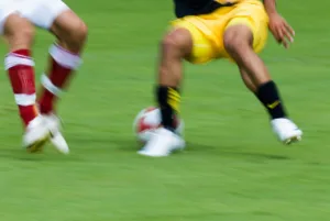 Futebol na TV hoje: veja a lista de transmissões da quinta-feira (6)